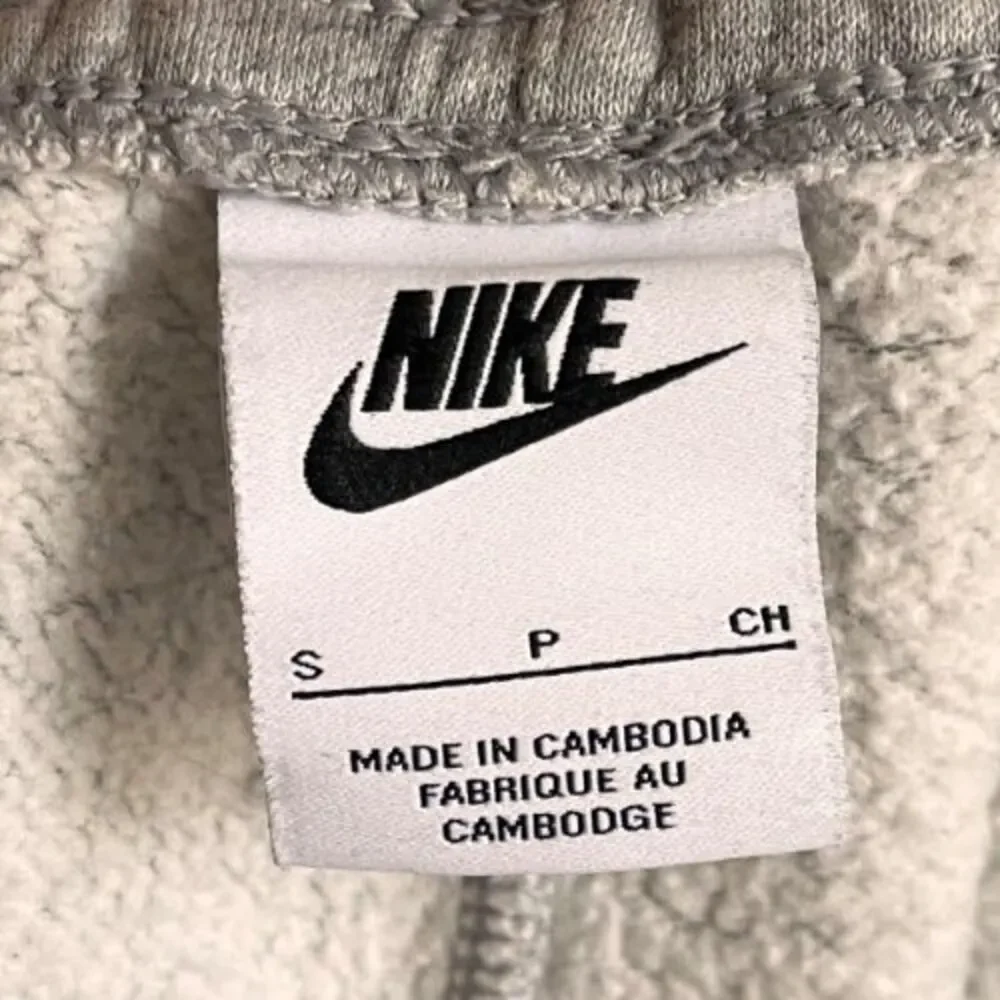 Nike Men's Sportswear Club Fleece Joggers in Heather Gray Size SMALL